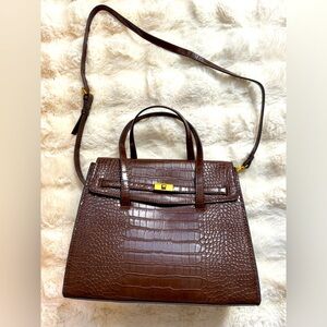 Mango brown crocodile like purse 👜 crossbody strap top handles
